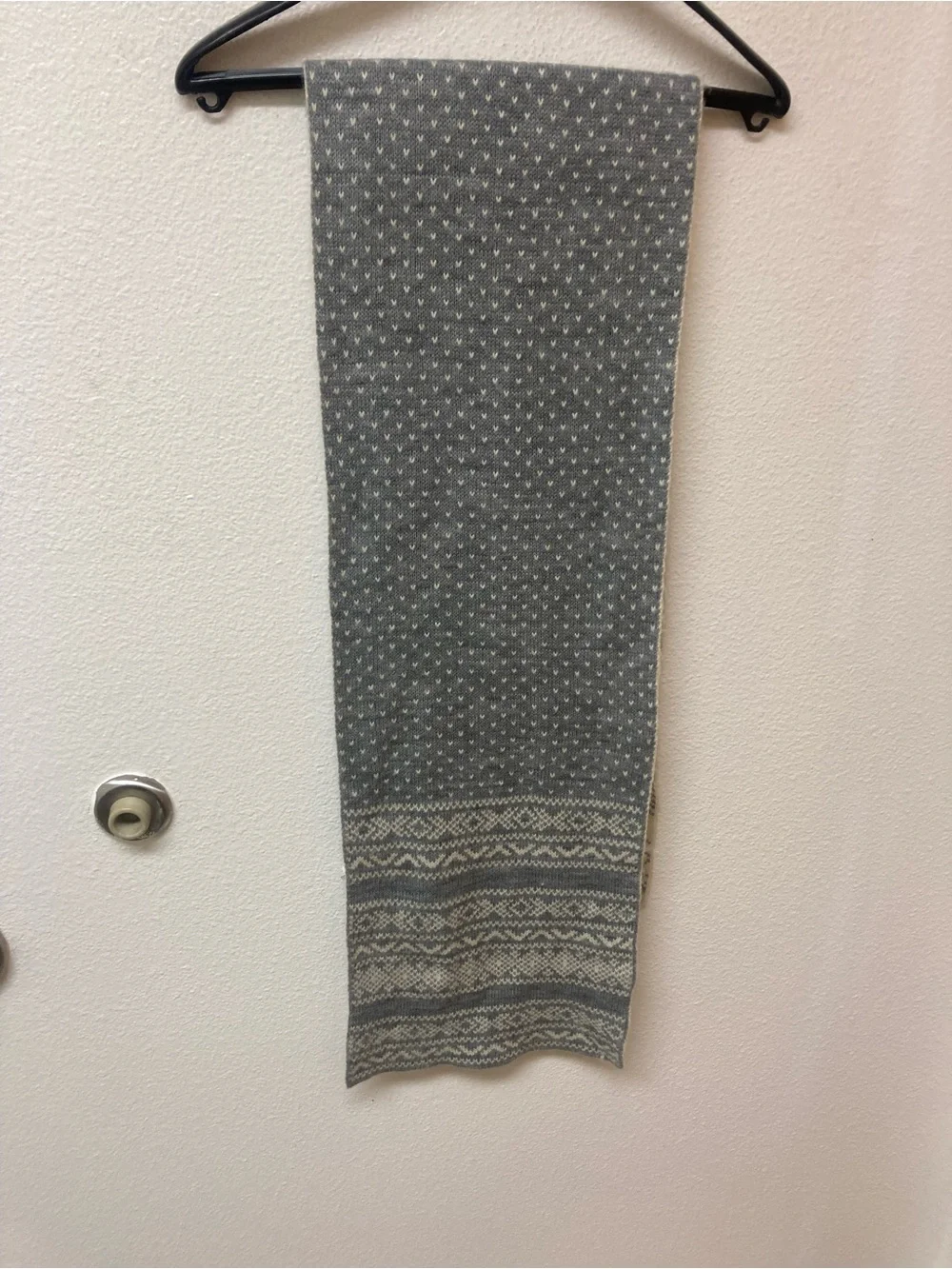 OLD NAVY Reversible Gray/Cream and Cream/Gray Fair Isle Scarf 10x61